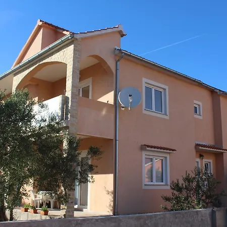 Apartment Victoria *